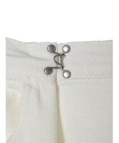 Green Parks ・ＥＬＥＮＣＡＲＥ　ＤＵＥ　ホワイトデニムタックパンツ