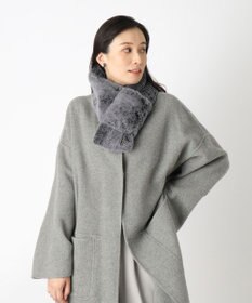 MOONBAT 【WEB限定】FURLA スノートップ チャーム付きフェイクファーマフラー