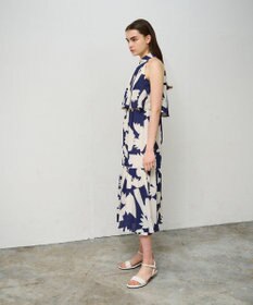 GRACE CONTINENTAL キカプリントホルタードレス