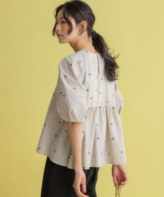 組曲 L 【WEB限定】ミニフラワーエンブロイダリー ブラウス