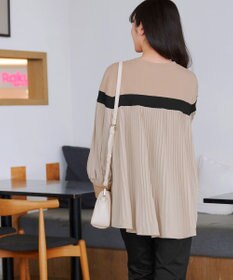 Tiaclasse 配色ラインプリーツプルオーバー