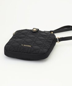LA BAGAGERIE グリッドキルティングショルダー