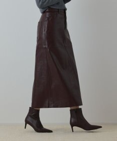 GRACE CONTINENTAL フェイクレザータイトスカート