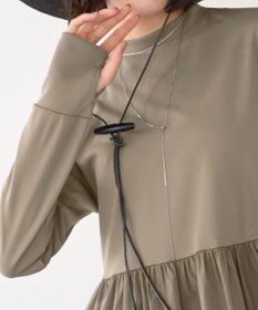 UNFILO ペプラムラッシュガード