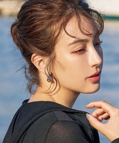 Tiaclasse ツイストピアス