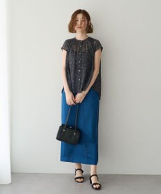 YECCA VECCA シャイニーツイルナロースカート