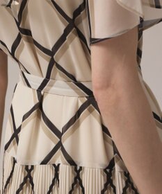 GRACE CONTINENTAL チェックプリントプリーツワンピース