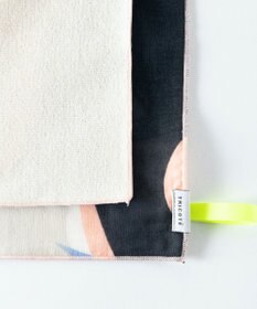 TRICOTE PUZZLE HANDKERCHIEF