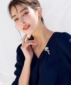 Tiaclasse リボンブローチ