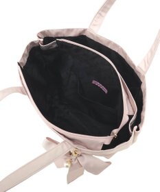 Maison de FLEUR リボンチャーム付きマルチポケットトートバッグ