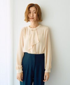 YECCA VECCA パールブローチ付きボウタイブラウス