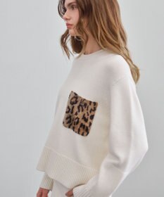 BEIGE， LEADER / シールポケット クルーネックニット