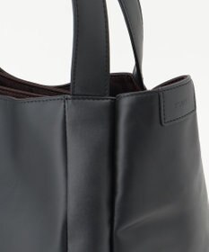 Y'SACCS カウレザー　3層構造すっきりトートバッグ