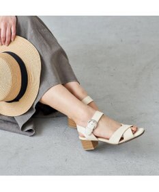 ing <ing>【WEB限定】ストラップクロスサンダル