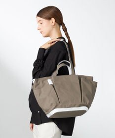 Y'SACCS 【Y'SACCS Gene Line】ロット トートバッグ Medium