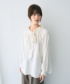 YECCA VECCA フリルギャザーボウタイブラウス