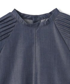 UNFILO シャンブレーデニム ショルダータックブラウス