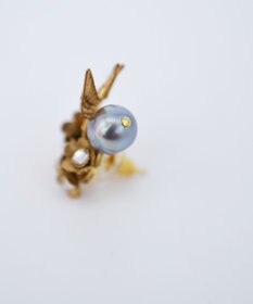 monshiro 【ガラスパール】ハナビワトトリプチ ピアス