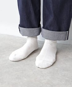 WHITE MAILS PAPER WIDE RIB CREW SOCKS ソックス