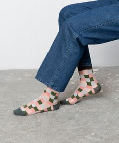 TRICOTE モザイクタイル柄 シアーソックス