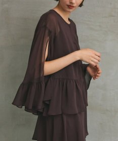 GRACE CONTINENTAL シフォンフリルポンチョ