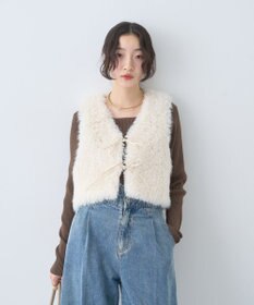 earth music&ecology フェイクファーショートジレ