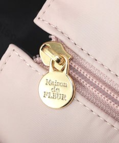 Maison de FLEUR リボンチャーム付きマルチポケットトートバッグ