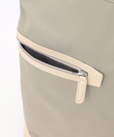 Y'SACCS アシメファスナーポケットリュック