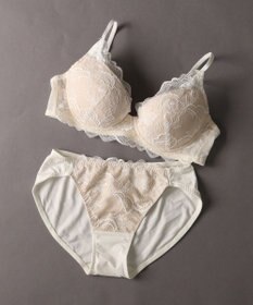 Wing ブラジャー 立体感のあるバストをメイク ふっくらデコルテ きれいな谷間 ブラのズレ・浮きを軽減 【ハイライトブラ】 ブラ CB4000 ウイング／ワコール