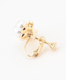 組曲 スリーフェイクパールイヤリング