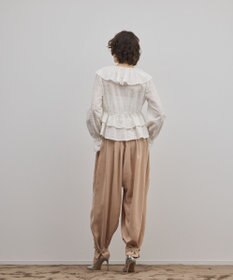 GRACE CONTINENTAL エンブロイダリーフリルブラウス