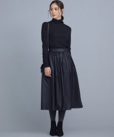 組曲 レザーライクライト タックギャザースカート