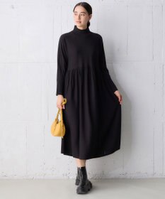 UNFILO ハイネックギャザーワンピース