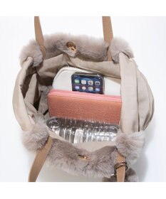 UNBILLION カシュカシュ cachecache / ポンポン付きエコファーラウンド型トートバッグ