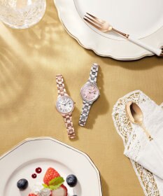 CITIZEN 【少し大きめの28mmケース】見やすさと可愛いらしさが魅力の電波時計 シルバー。防水 シンプル 日付 秒針 簡単ベルト調整。