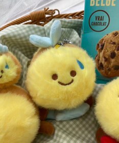 WEGO にこにこみつばちぬいぐるみキーホルダー