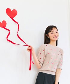 Feroux 【洗える】ハーフスリーブ ハート刺繍 ニット