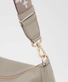 russet エンボスモノグラム2WAYショルダーバッグ(CE-1692)