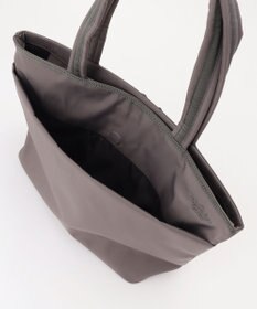 TOCCA 【WEB＆一部店舗限定】【A4サイズ対応・サスティナブル素材】T-INCONTRO TOTE L トートバッグ L