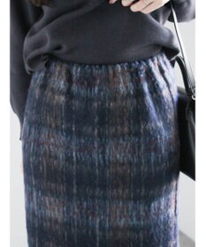 Te chichi シャギーチェックスカート