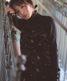 Feroux 刺繍入りベロアキャミソール ワンピース