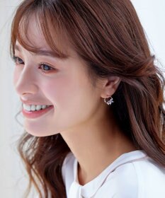 Tiaclasse 【金属アレルギー対応】バタフライサークルピアス