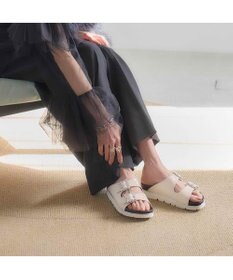 MODE ET JACOMO <carino>厚底ビジューバックルサンダル