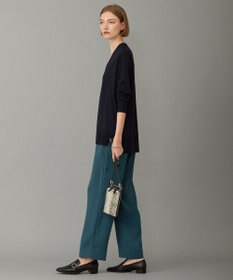 ICB 【洗える】コンパクトウール Vネックプルオーバー