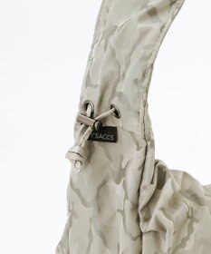 Y'SACCS 迷彩ジャカードシャーリングショルダーバッグ