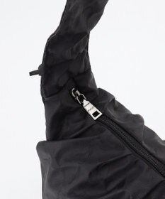 Y'SACCS 迷彩ジャカードシャーリングショルダーバッグ