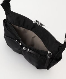 Y'SACCS トリプルポケットベーシックショルダー