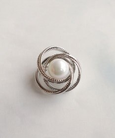 Tiaclasse サークルパールブローチ