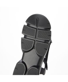 ing <ing>ボリュームソールスポーツサンダル