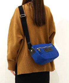 FOLNA RD ユニセックスナイロン ショルダー M-SIZE